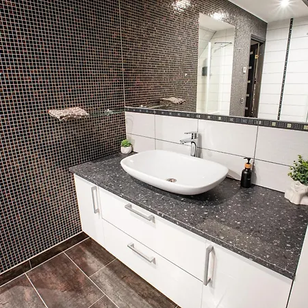 I&a - Old Town Apartment